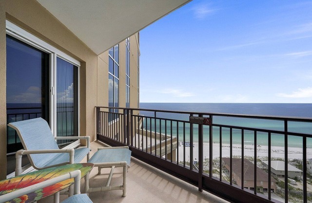 Miramar Beach 217 - Two Bedroom Apartment, Sleeps 8