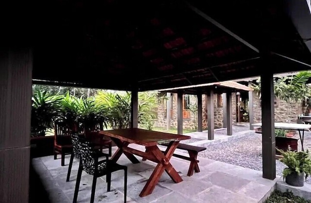 Misty Hogans-A Hill station Holiday Home nr Munnar
