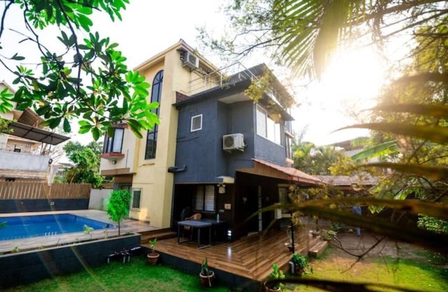 Misty Palace Lonavala Luxurious AC 5BHK Villa Large Pool, modern Amenities