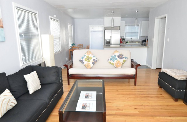 MnC's Cozy n Clean 2 Bedroom 2 Bath Home in San Gabriel