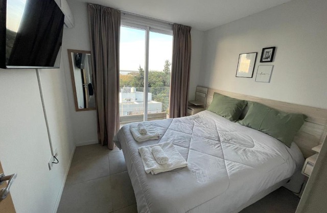 MO4-Departamento vista parque de Paraná