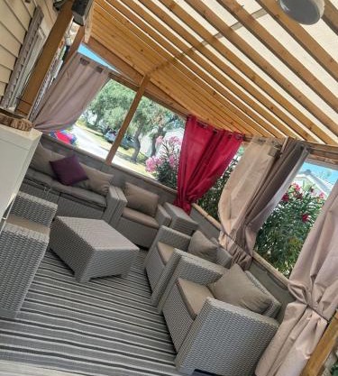 Mobil-home tout équipé à louer