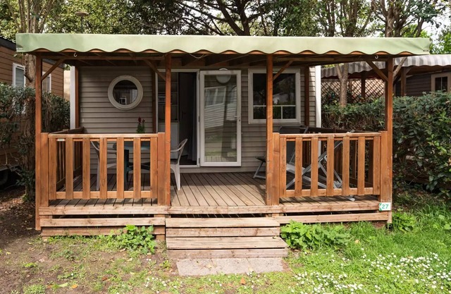 MOBIL HOME 1 BEDROOM 2 persons