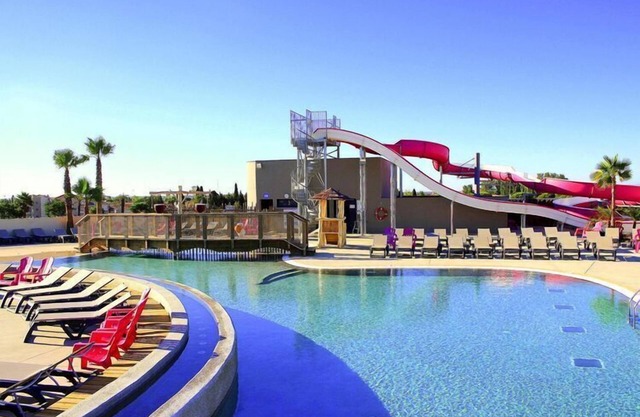 Mobile home in Sérignan with air conditioning