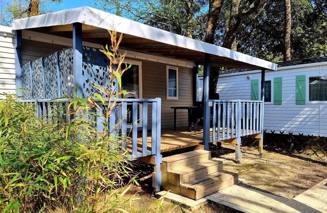 Mobilhome Comfort 22-28m2 - 2 Schlafzimmer - überdachte Terrasse + TV* 6 Personen