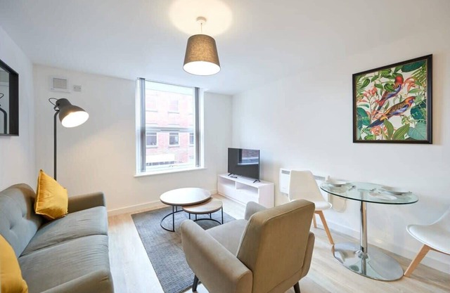 Modern 1 Bedroom Apartment in Central Preston