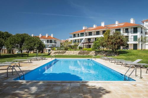 Modern 2 Bedroom Apartment in Vila Sol Golf Resort