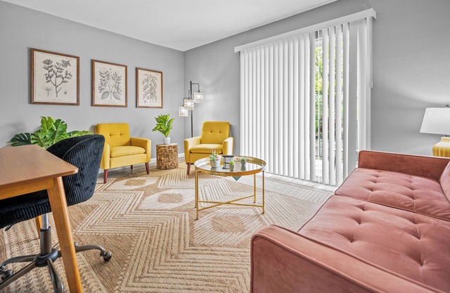 Modern 2-Bedroom Haven with Fresh Renovations and Comforts