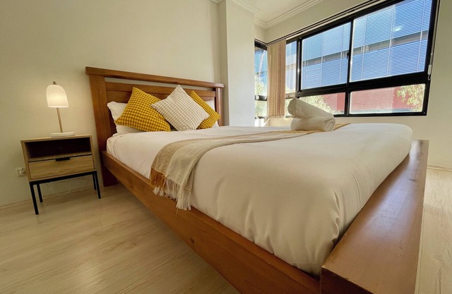 Modern 2B2B Apartment in Central Hurstville