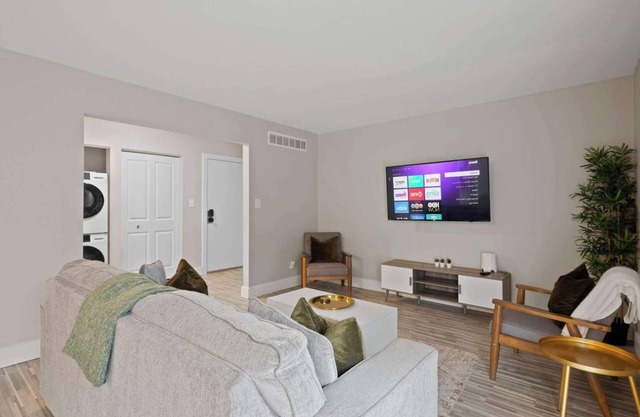 Modern 2BR Retreat w/Pool & Gym | Near Downtown