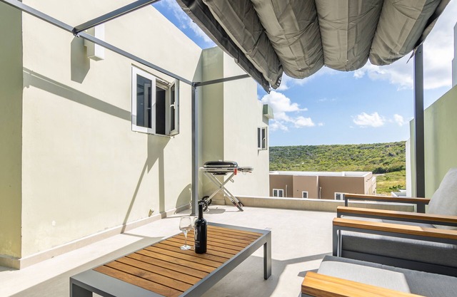 Modern 3-bed Apartment in Papaya Resort Curacao