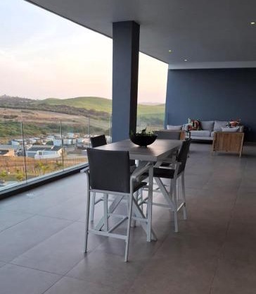 Modern 6 sleeper with seaviews