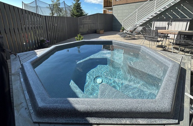 Modern and spacious 4 bedroom house, with spectacular view over Reykjavik.