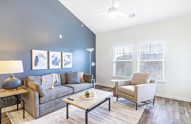 Modern Apartment in Prime Location (ID9014X95)