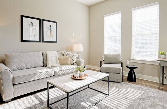 Modern Apartment in Prime Location (ID3527)