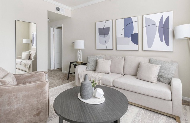 Modern Apartment in Prime Location (ID4771X00)