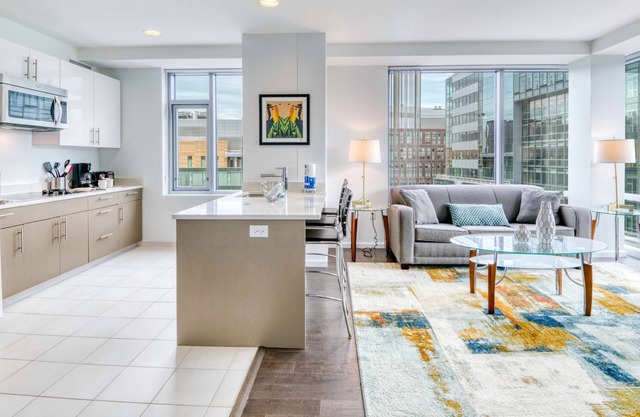 Modern Apt Near Kendall Square with Courtyard