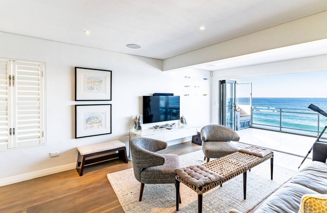 Modern Beach Front Apartment