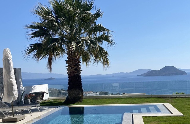 Modern Bodrum Villa Amazing view pool and Garden
