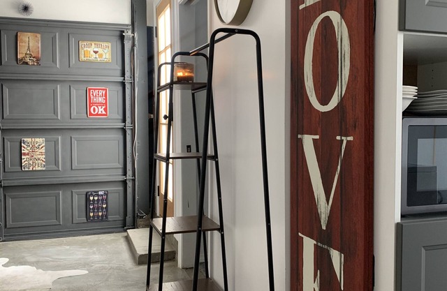 Modern Chic space minutes away from LAX