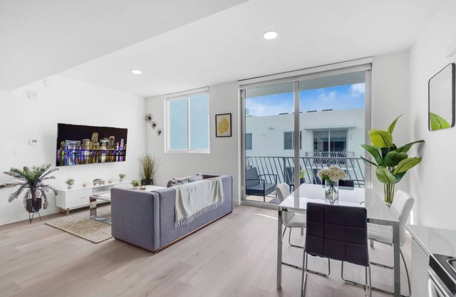 Modern Comfort: 1 Bed Retreat with Free Parking