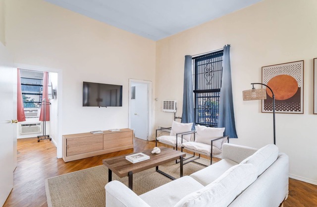 Modern Comfort in East Harlem – 3BR/2BA Gem!