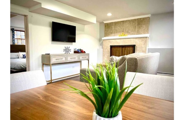 Modern-comfortable-private suite Beautiful Dundee