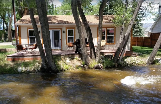 Modern Creekside Cottage