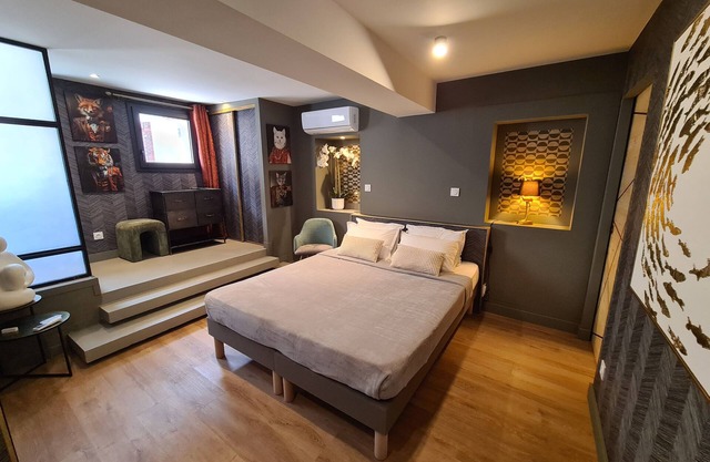 Modern duplex with air conditioning, quiet and comfort