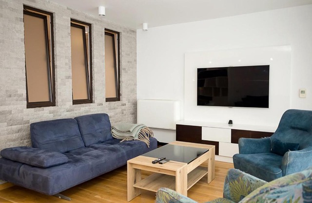 Modern Elegance in Varna - Spacious 3-Bedroom Home by Flat Mаnаger