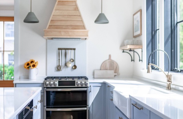 Modern Farmhouse with Pool - Private Location - 4 Blocks From the Beach