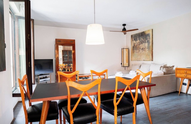 Modern Flat – 5 min from San Siro Stadium, M5