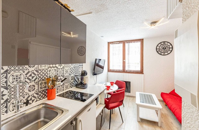 Modern studio for 2 near slopes