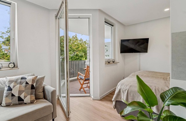 Modern, freshly renovated apartment with beautiful balcony in Bietigheim-Bissingen