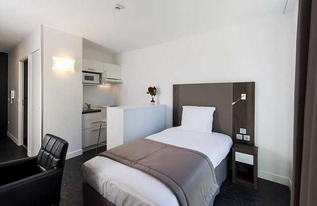 Modern Mini-Apartment with Kitchen Amenities & Peaceful Surroundings