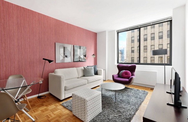 Modern One Bedroom Apartment in Brooklyn Heights