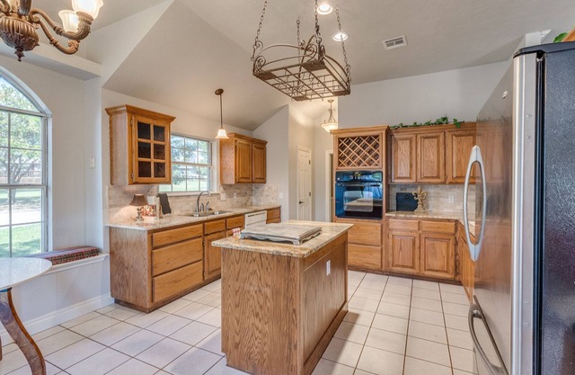 Modern Open 4 Bedroom!