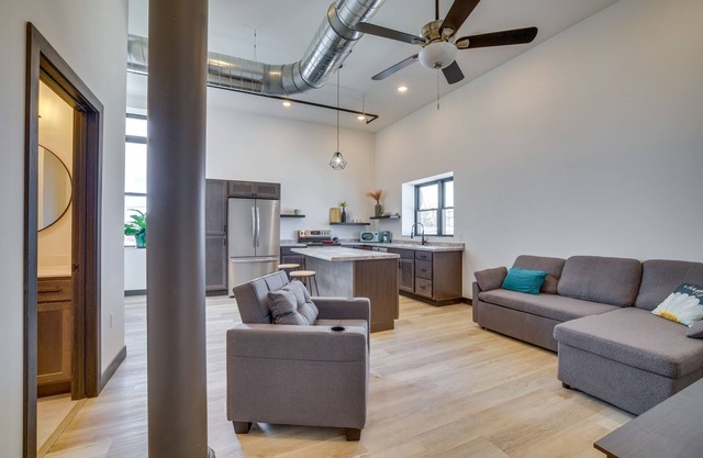 Modern, Open-Concept Apartment: Downtown Cashton!