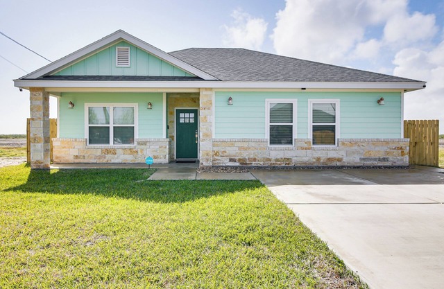 Modern Port Isabel Home: Coastal Family Home!