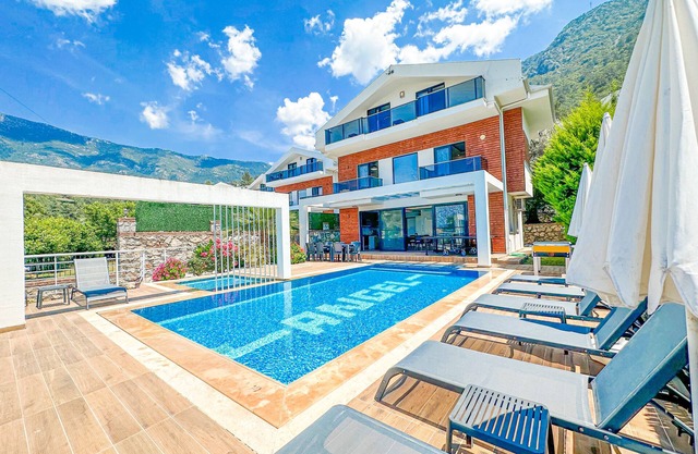Modern private villa with pool close to Olu Deniz