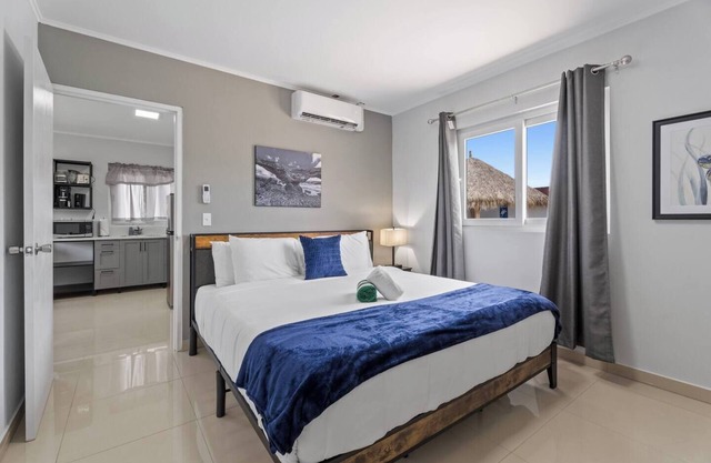 Modern Saliña Cerca Retreat | Pool & BBQ Near Beaches