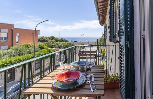 Modern Sea View Apartment with Balcony