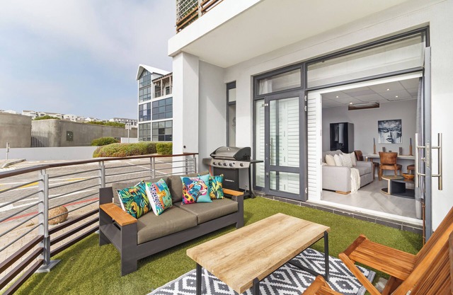 Modern Seaside Apartment with Beach Access