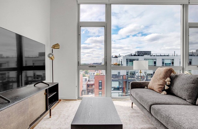 Modern Shaw Studio w/Gym & W/D, near Metro & U St Bars, by Blueground