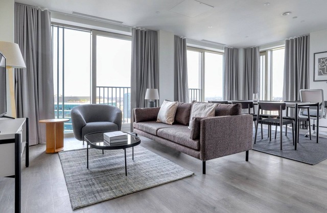 Modern Stratford 2BR w/Security & Gym, nr Train Station, by Blueground