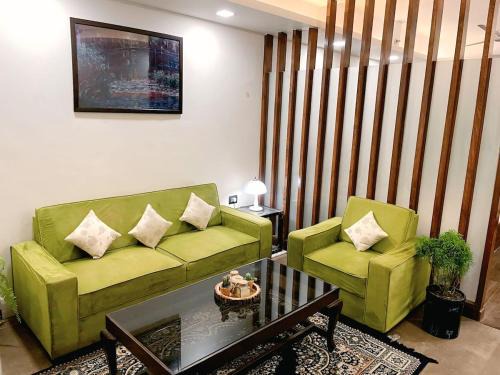 Modern Studio all amenities