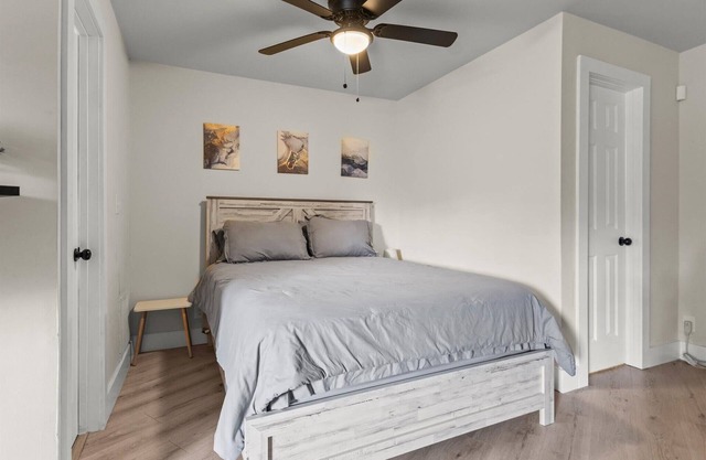Modern Studio Apartment w Queen bed—Huntsville