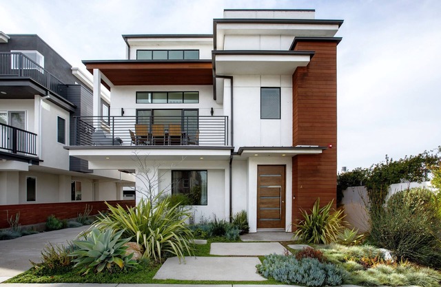 Modern & Sun-Filled Family Home