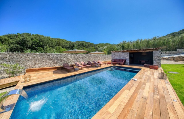 Modern Villa 8 people with private heated pool