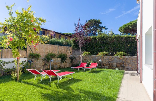 Modern Villa in the Heart of Marciana Marina - Villetta Marina